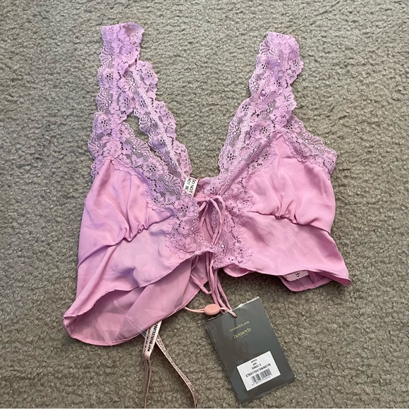 NWT house of cb lorena pink floaty cropped top small in pink - Picture 6 of 8